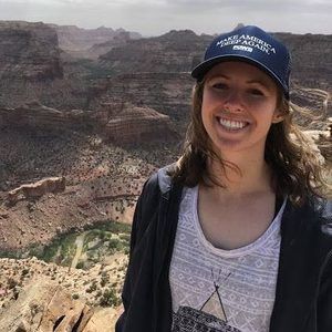 Meet your Posher, Nicole